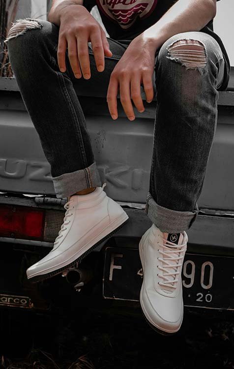 Sports Shoes Sports Shoes